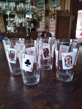 Poker Suit Pint Glasses - Ace, King, Queen, Jack - Set of 4 - 16 oz.